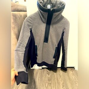 lululemon fleece, Size 4, half zip